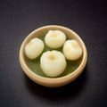 桃色精品主编林深远头像，专注内容精品化研究的资深编辑，深色背景职业照